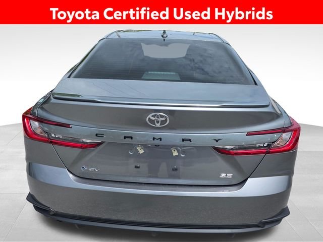 Used 2025  Toyota SE image 6
