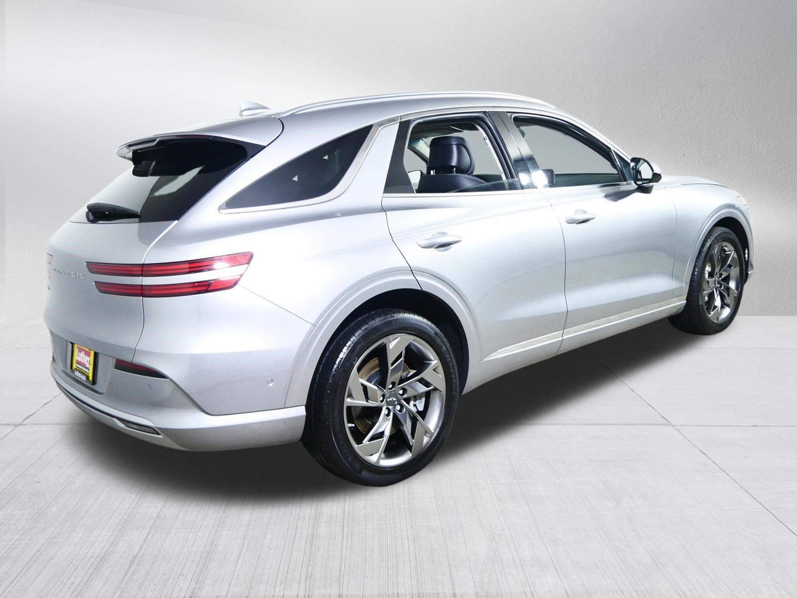 Certified Used 2023 Savile Silver Genesis Advanced image 7