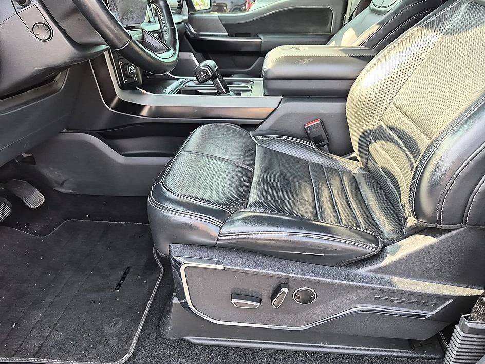 Used 2023 Gray Metallic Ford Platinum image 17