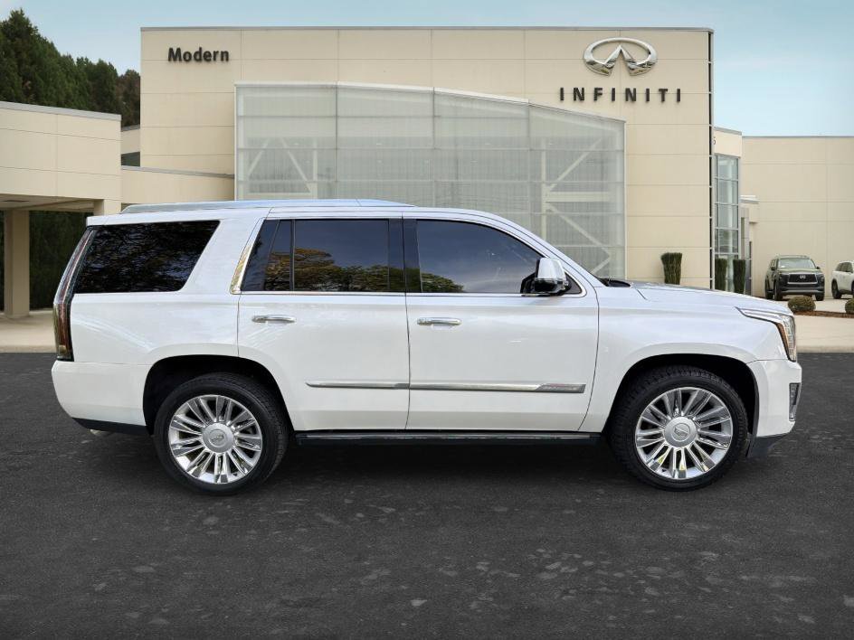 Used 2016 Crystal White Tricoat Cadillac Platinum image 4