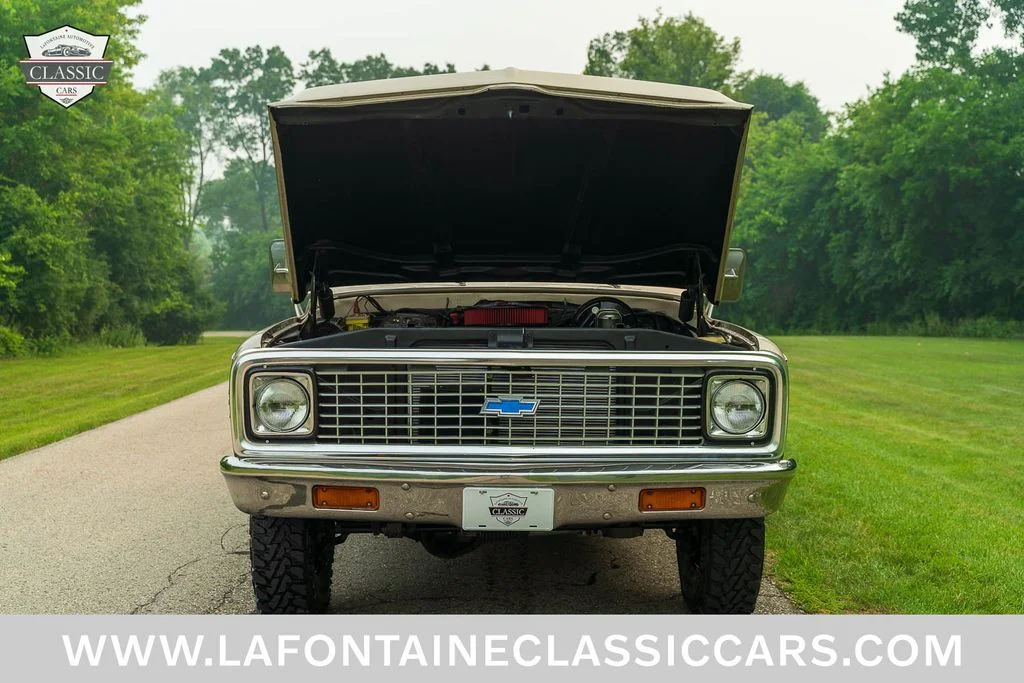 Used 1972 Gold Chevrolet Cheyenne image 44