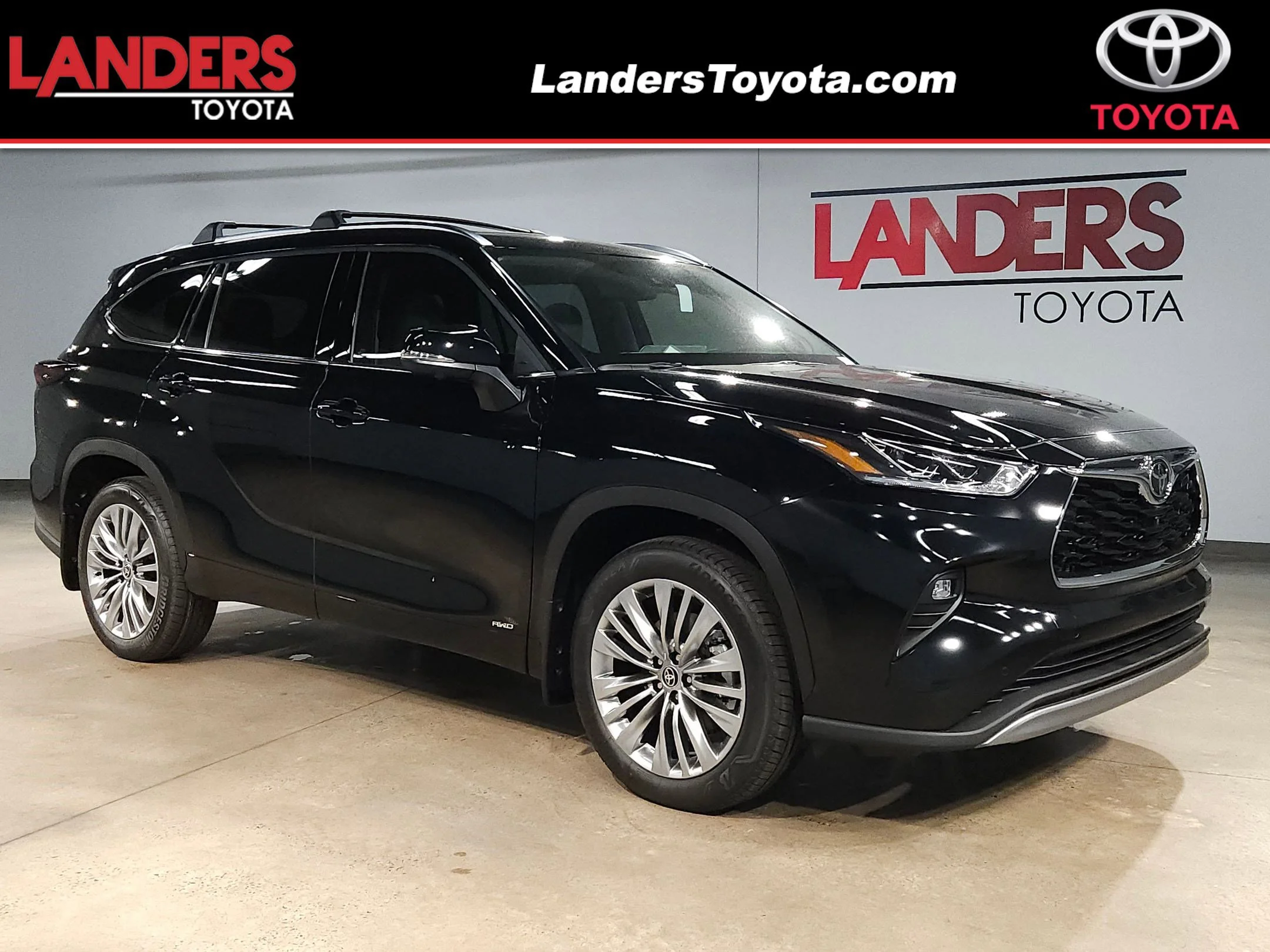 2026 Toyota Highlander Hybrid Platinum AWD's photo