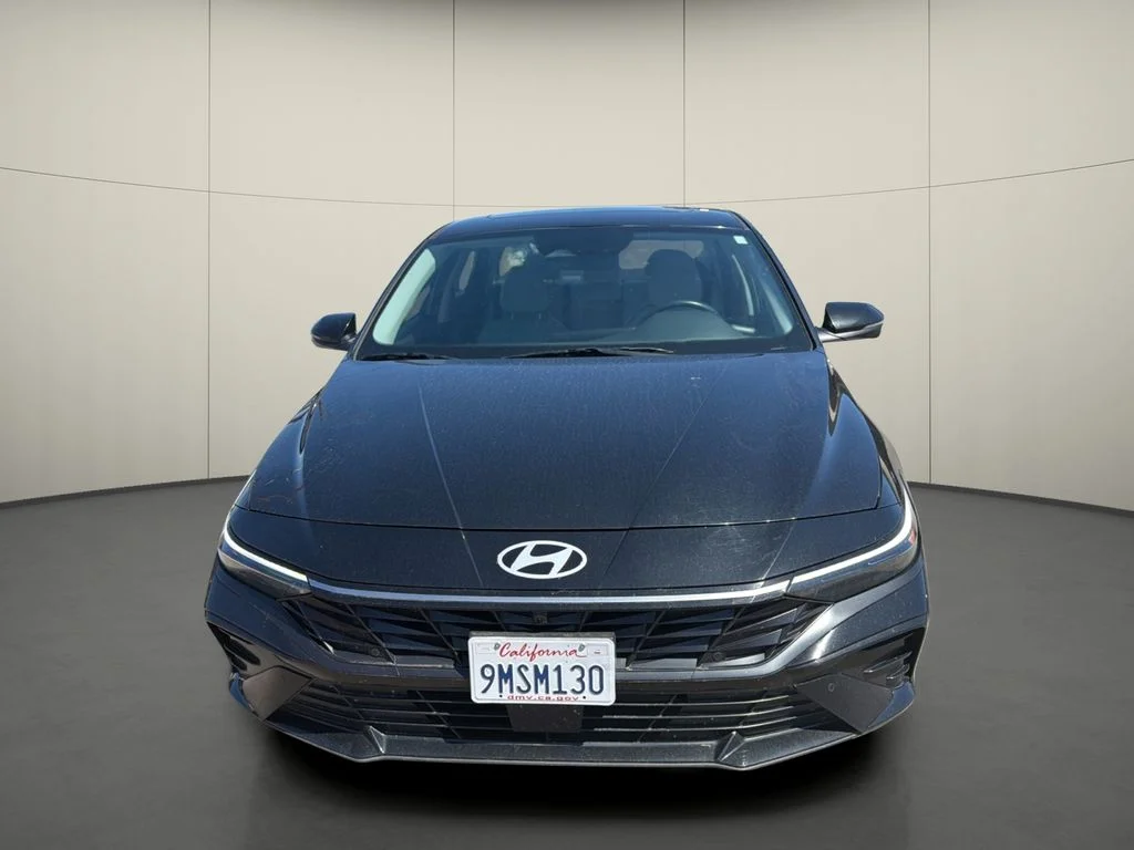 Used 2024 Black Hyundai Limited image 2