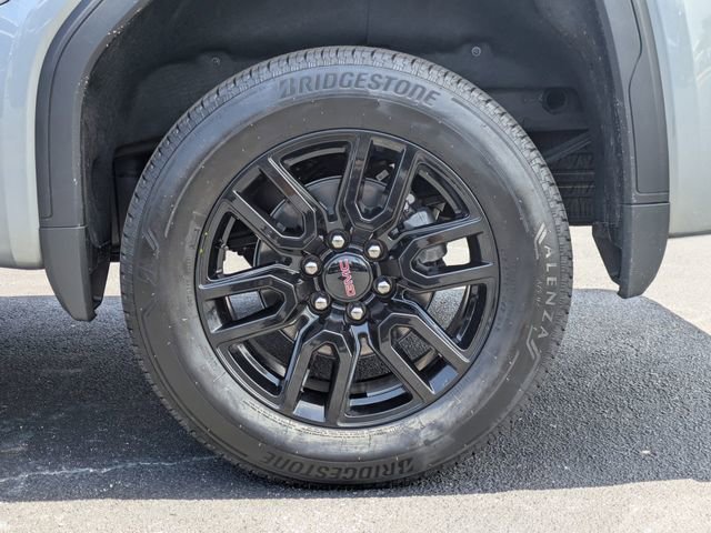 New 2026 Sterling Metallic GMC Elevation image 13