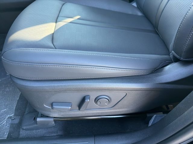 New 2026 Ebony Black Kia S image 14