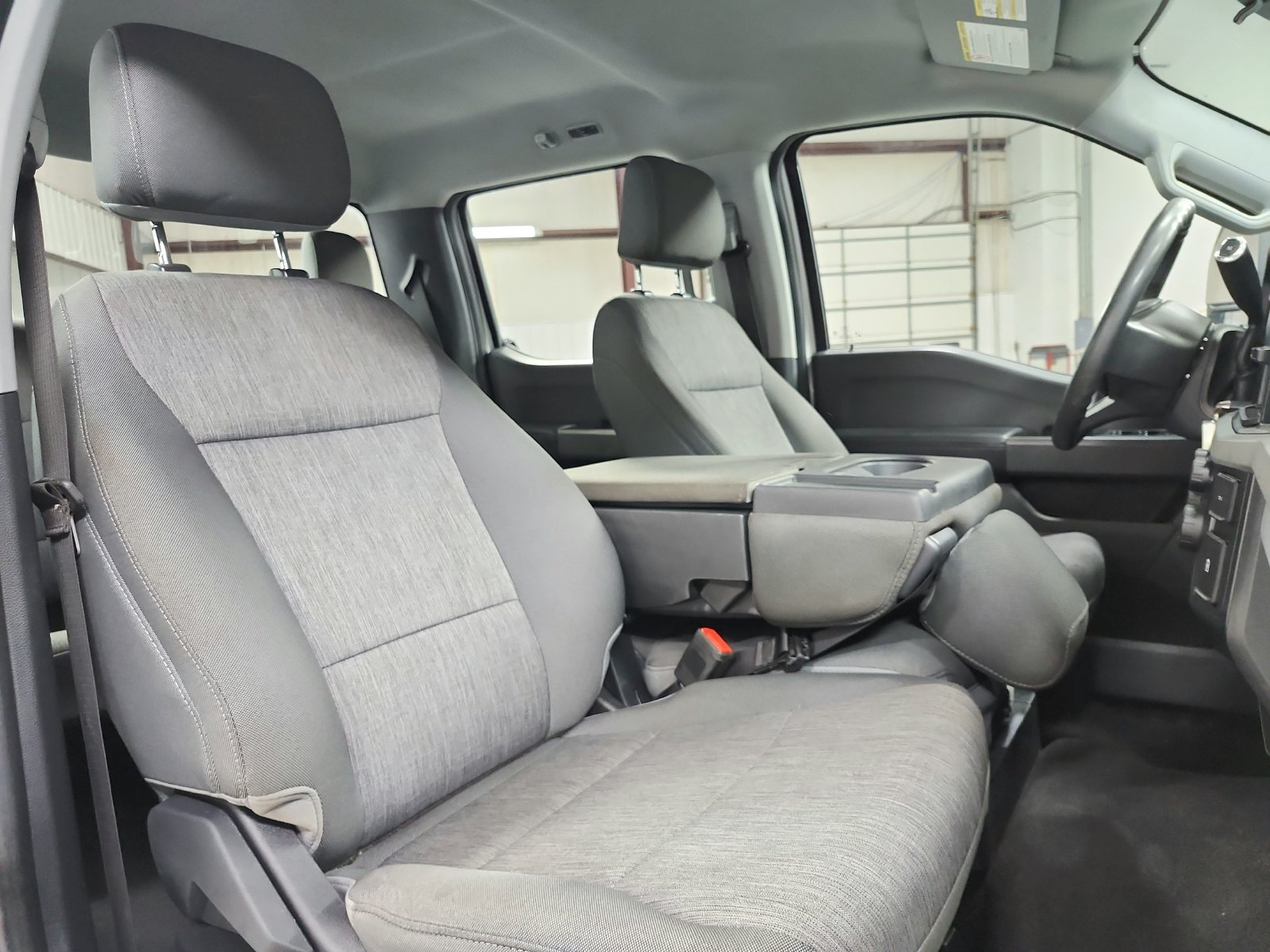 Used 2023 Oxford White Ford XL image 37