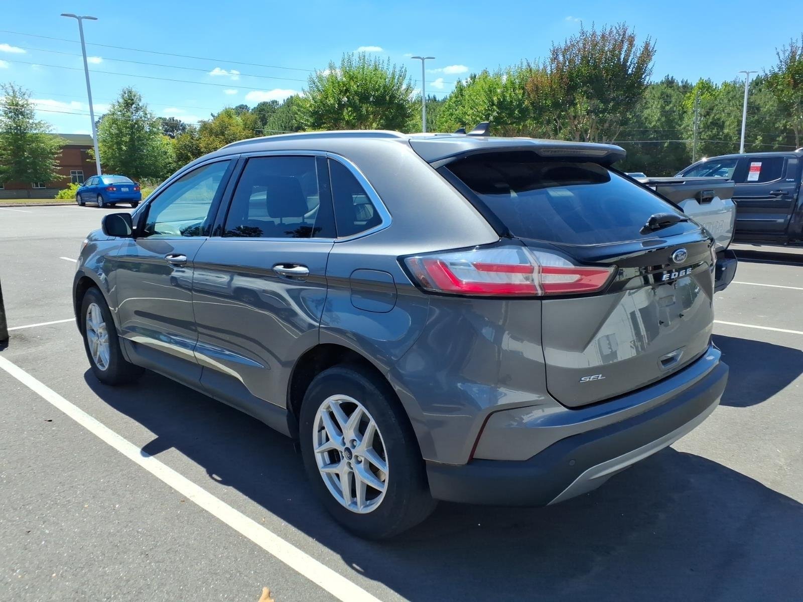 Used 2021 Carbonized Gray Metallic Ford SEL image 3
