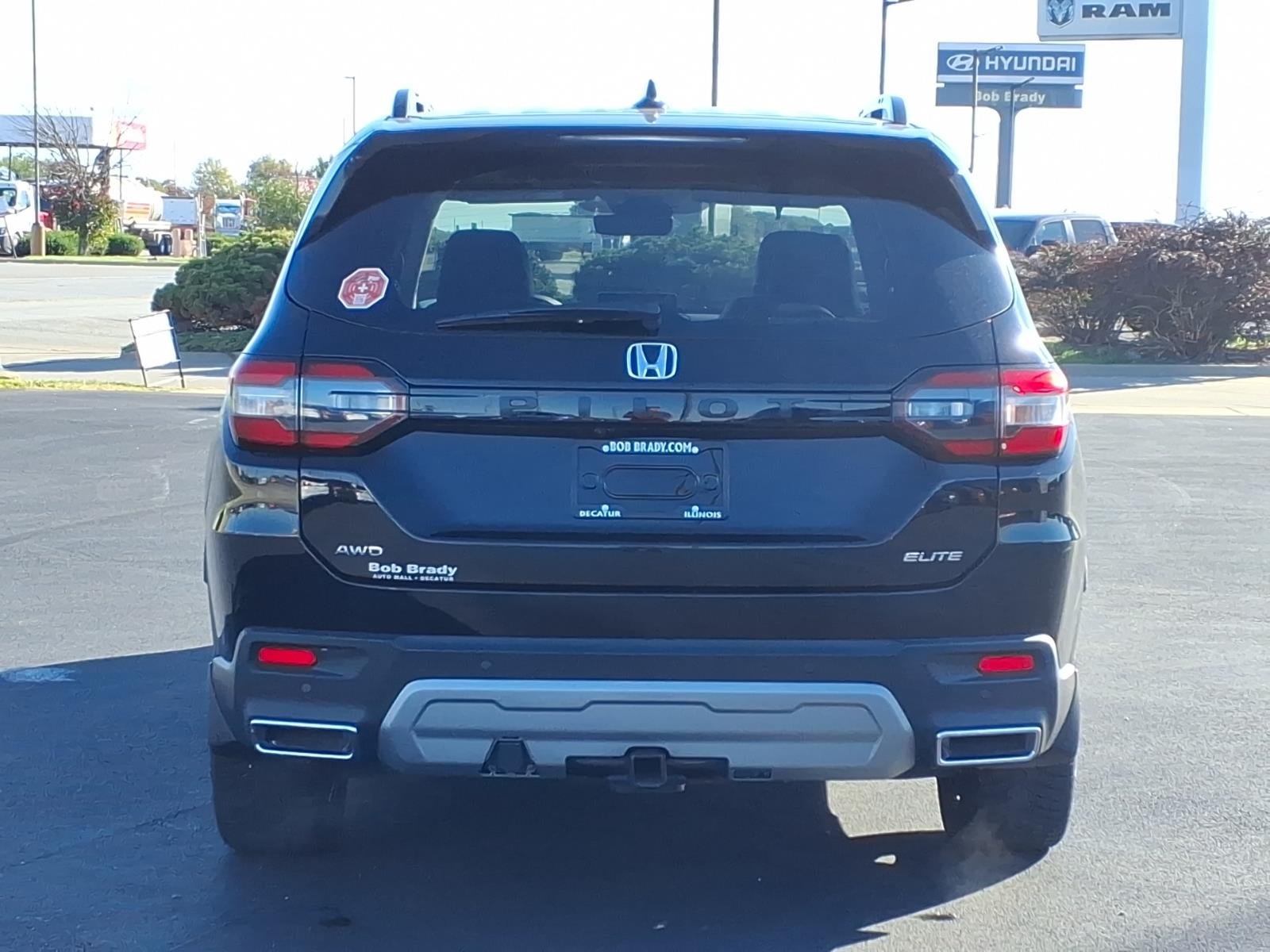 2024 Honda Pilot Elite - Photo 14