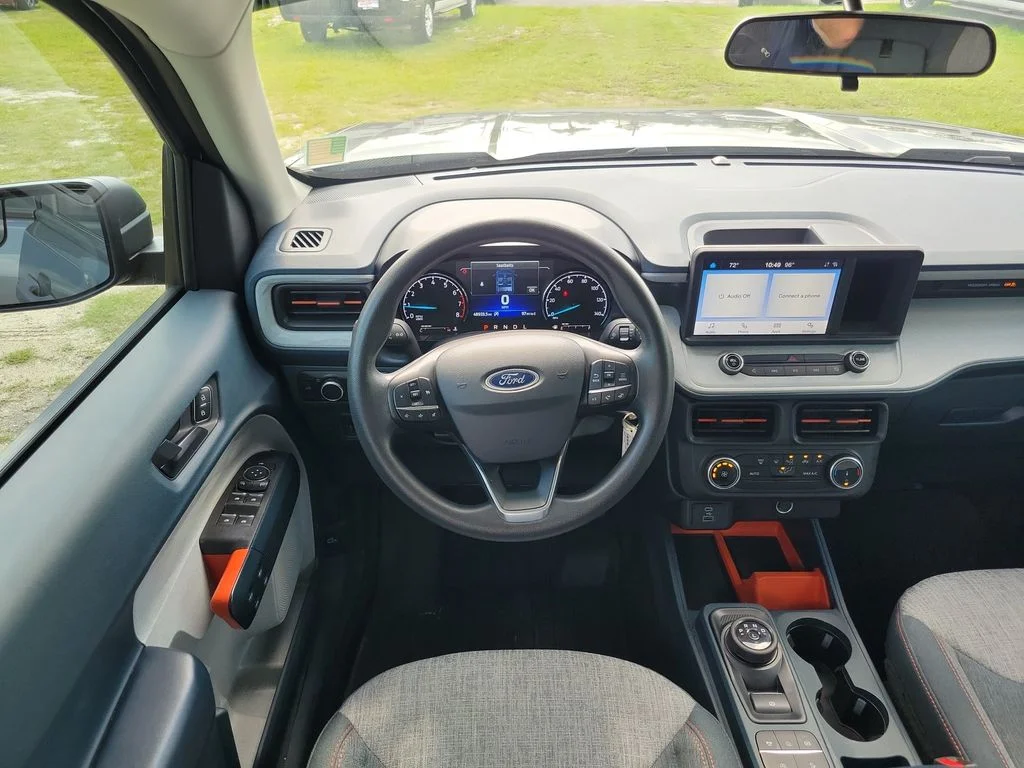 Used 2024 Gray Ford XLT image 11