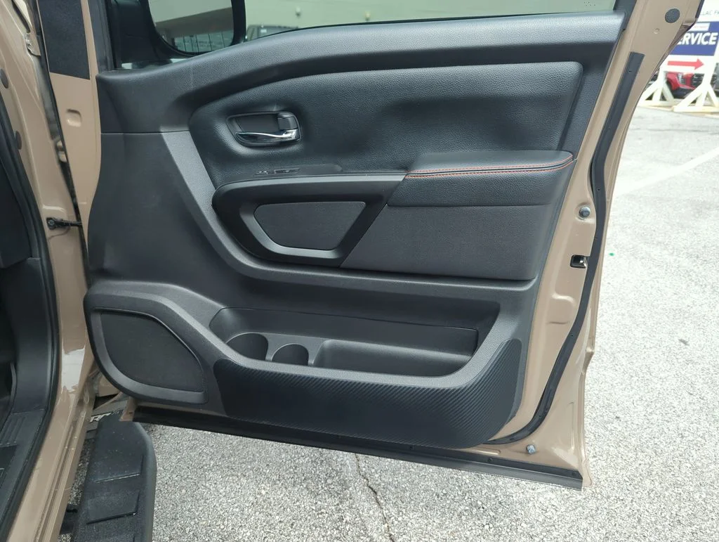 Used 2022 Beige Nissan PRO-4X image 31