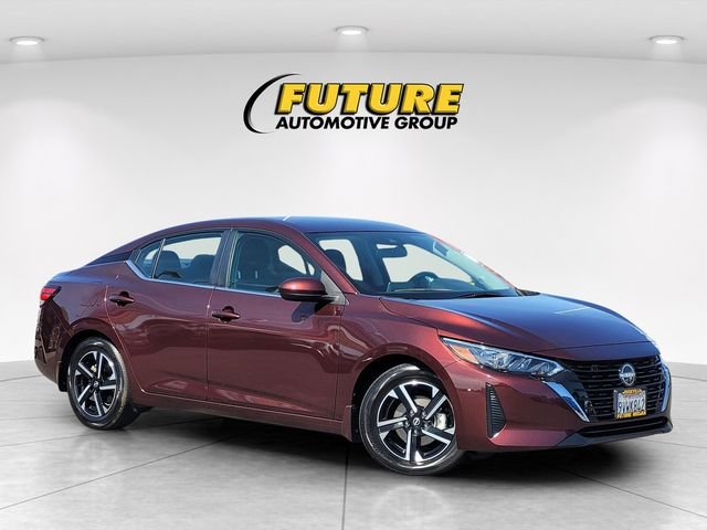 Used 2025 Red Nissan SV image 1