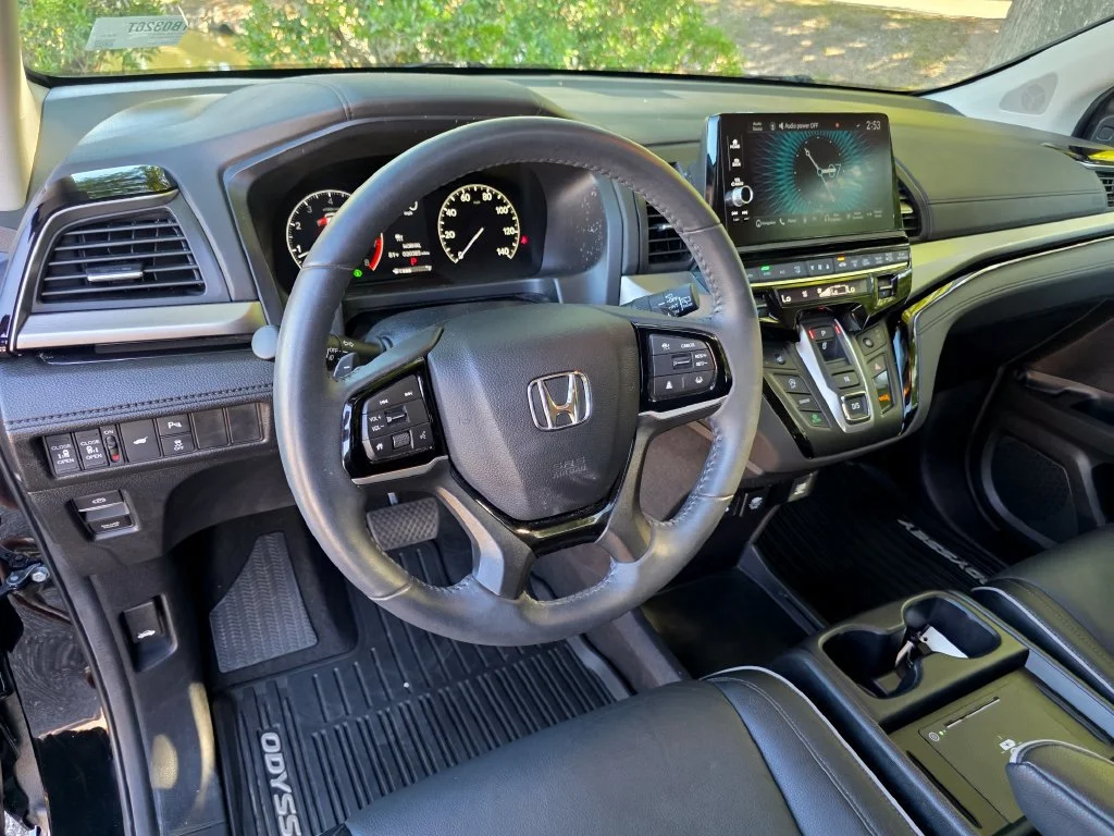 Used 2026 Black Honda Touring image 15