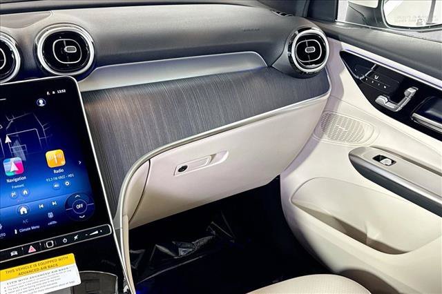 New 2026 Polar White Mercedes-Benz GLC 300 image 49