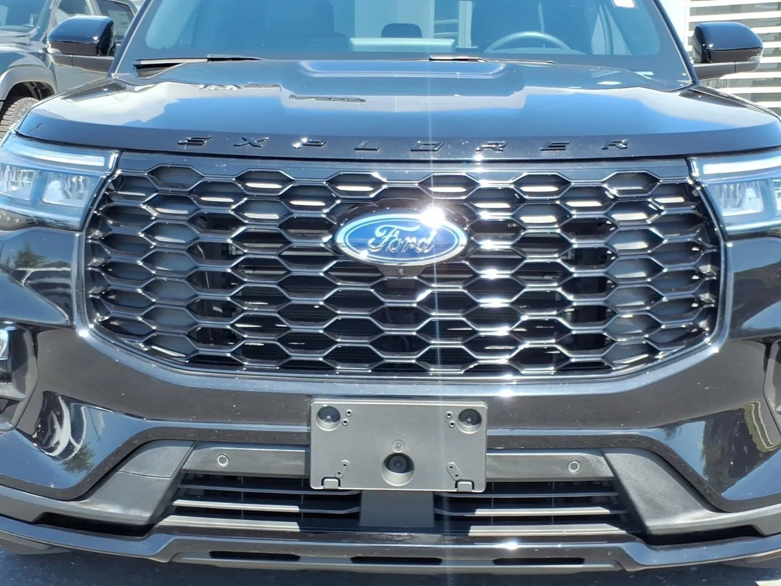 Used 2025 Agate Black Metallic Ford ST-Line image 14