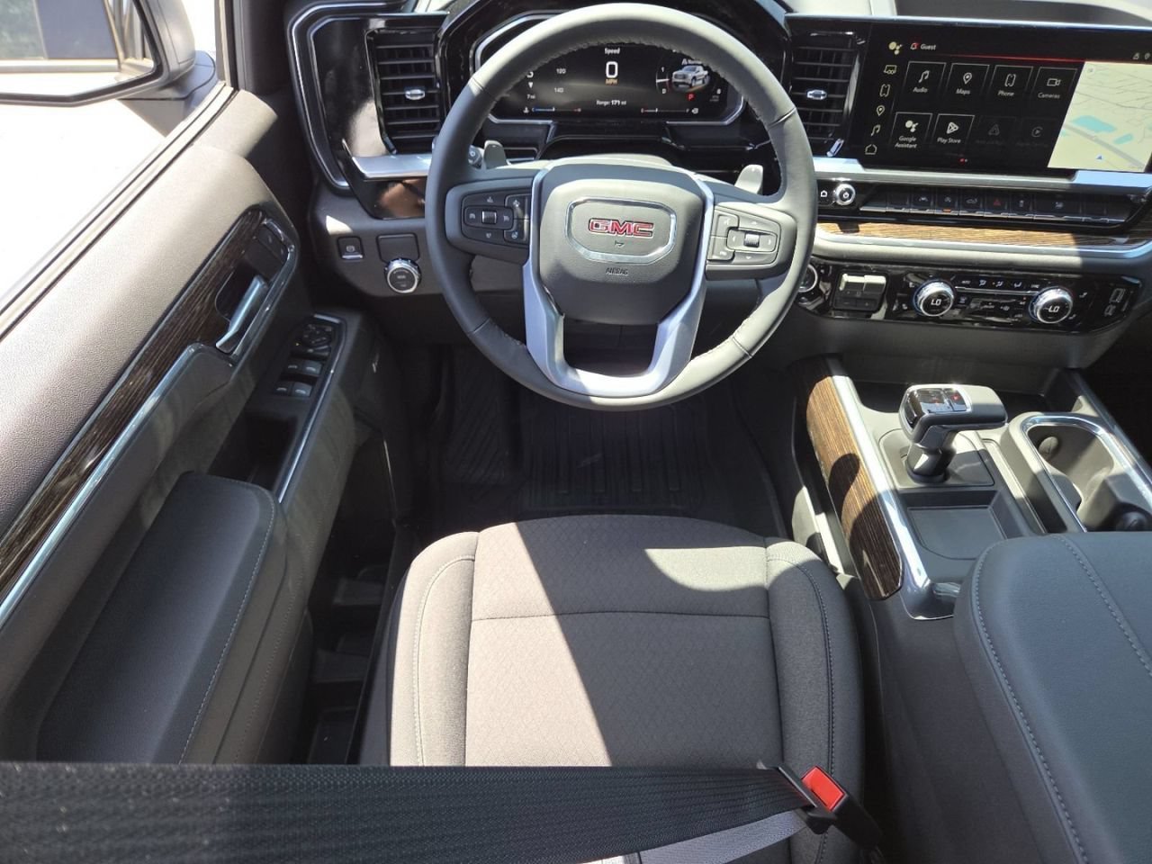 New 2026 Sterling Metallic GMC Elevation image 27