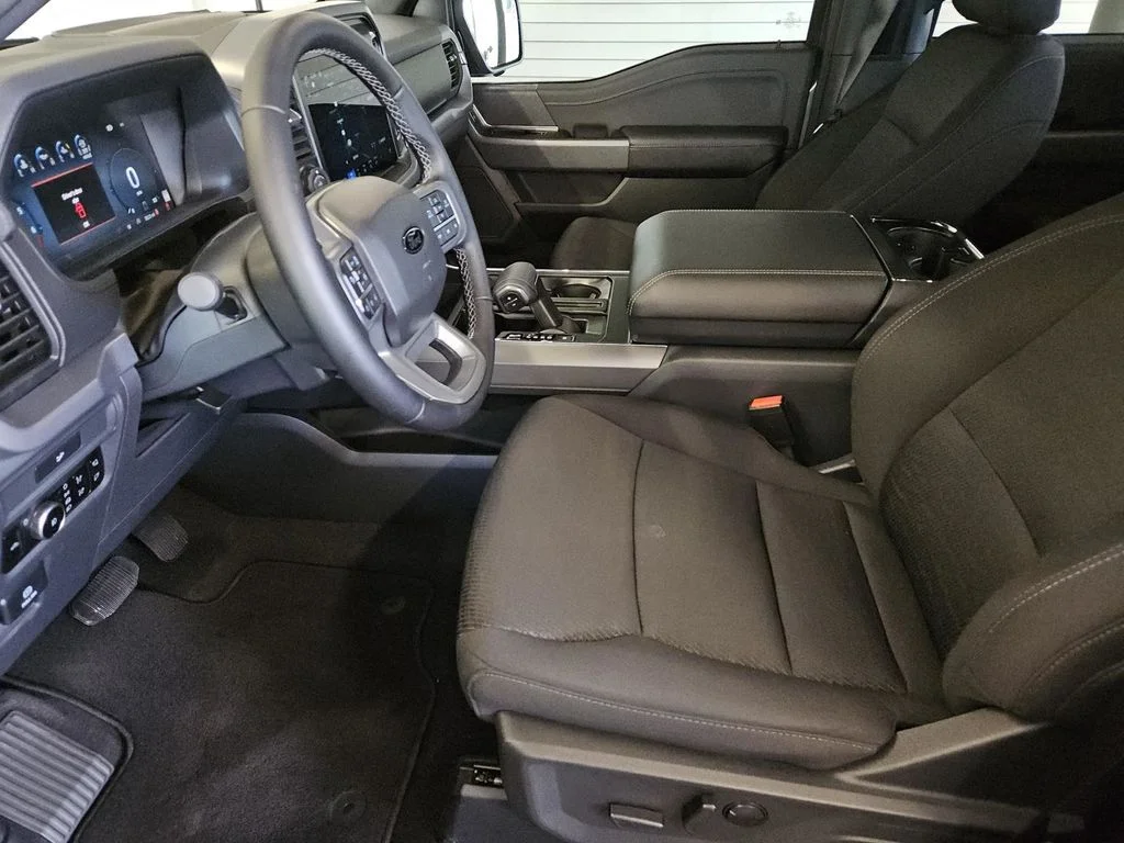 New 2026 Carbonized Gray Metallic Ford XLT image 17
