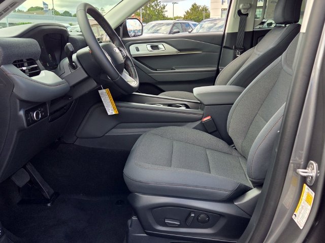 New 2026 Gray Ford Active image 11