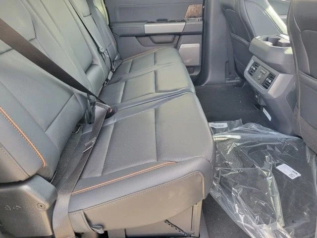 New 2026 Agate Black Metallic Ford F-250® Lariat® image 13