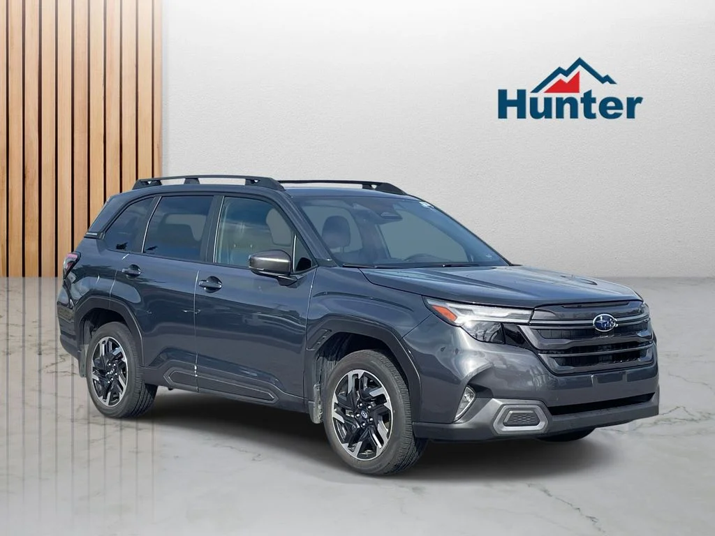 2025 Subaru Forester Limited's photo
