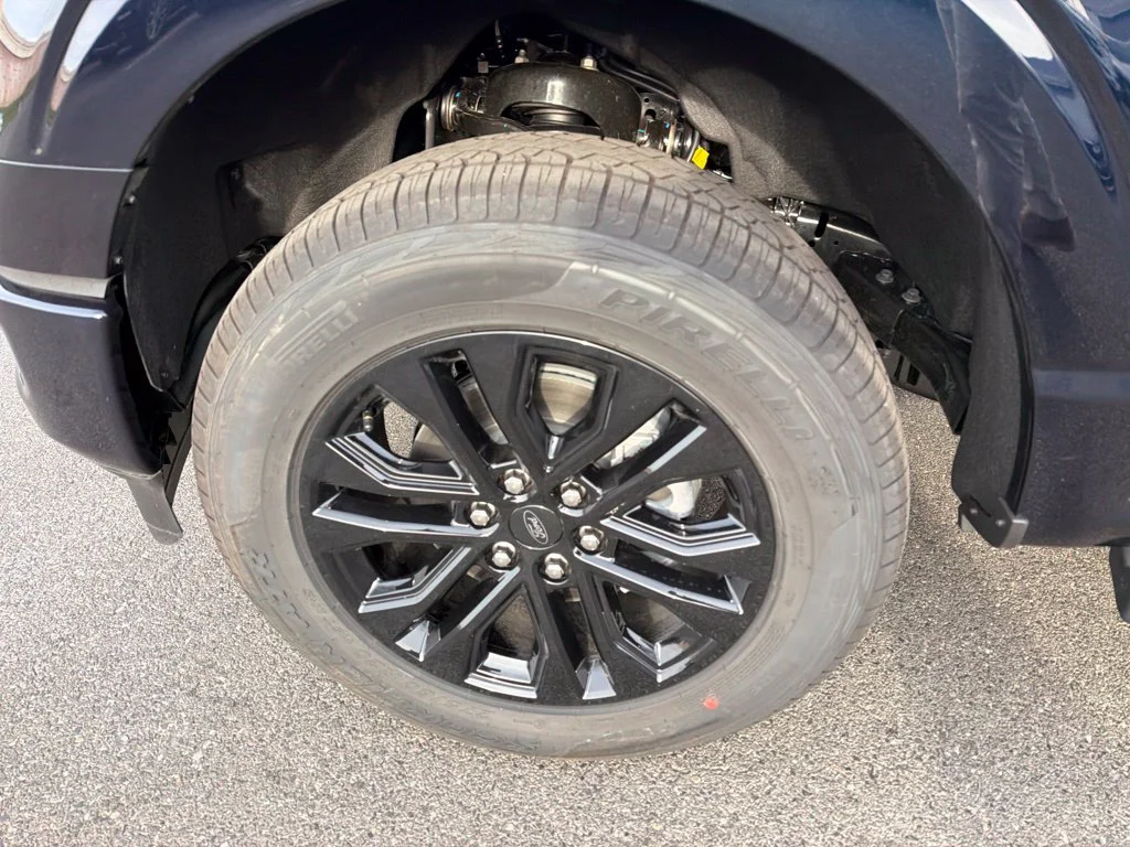 New 2026 Antimatter Blue Metallic Ford XLT image 12