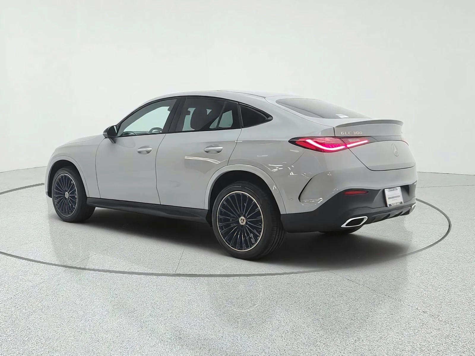 Used 2025 MANUFAKTUR Alpine Grey Mercedes-Benz GLC 300 4MATIC® Coupe image 7