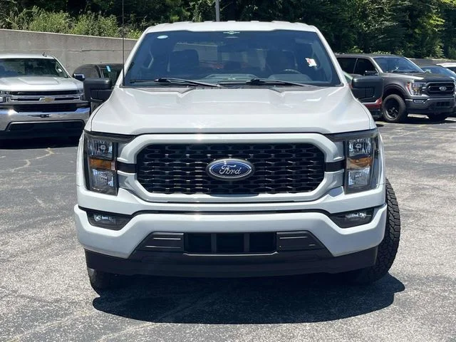 Used 2023 White Ford XL image 9