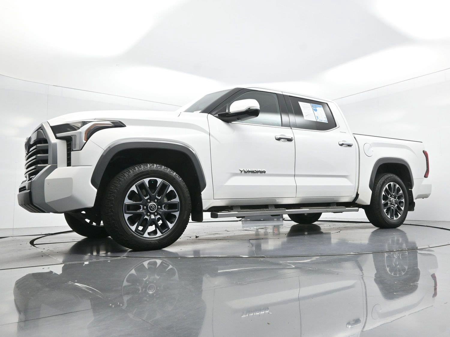 Used 2023 Ice Cap Toyota Limited image 49