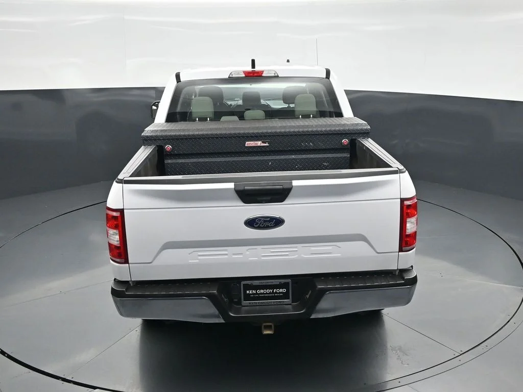 Used 2020 White Ford XL image 37