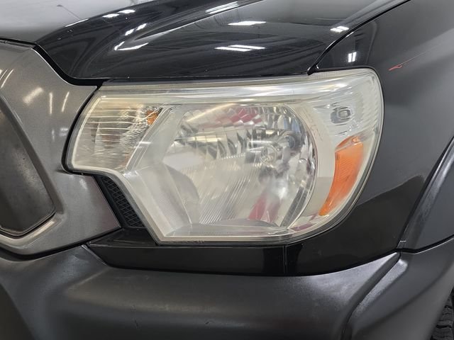 Used 2014 Black Toyota Base image 27