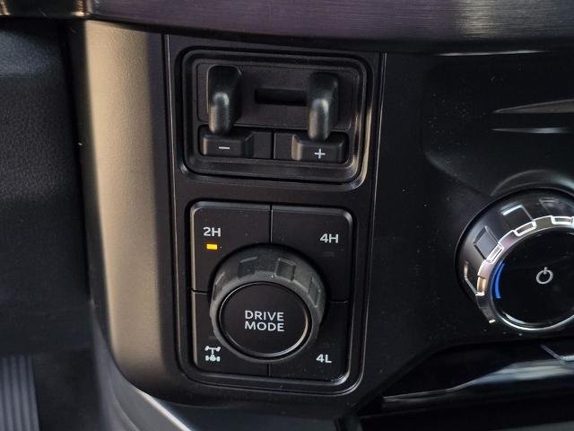 New 2026 Agate Black Metallic Ford F-250® Lariat® image 69