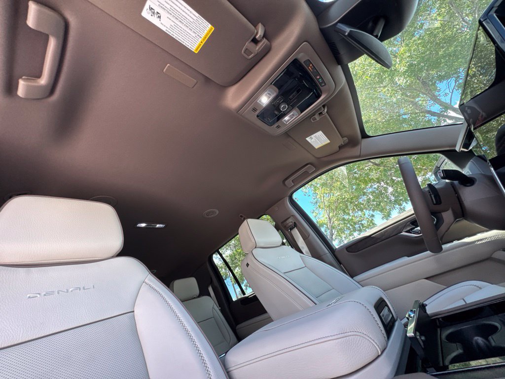 2026 GMC Yukon XL Denali - Photo 28