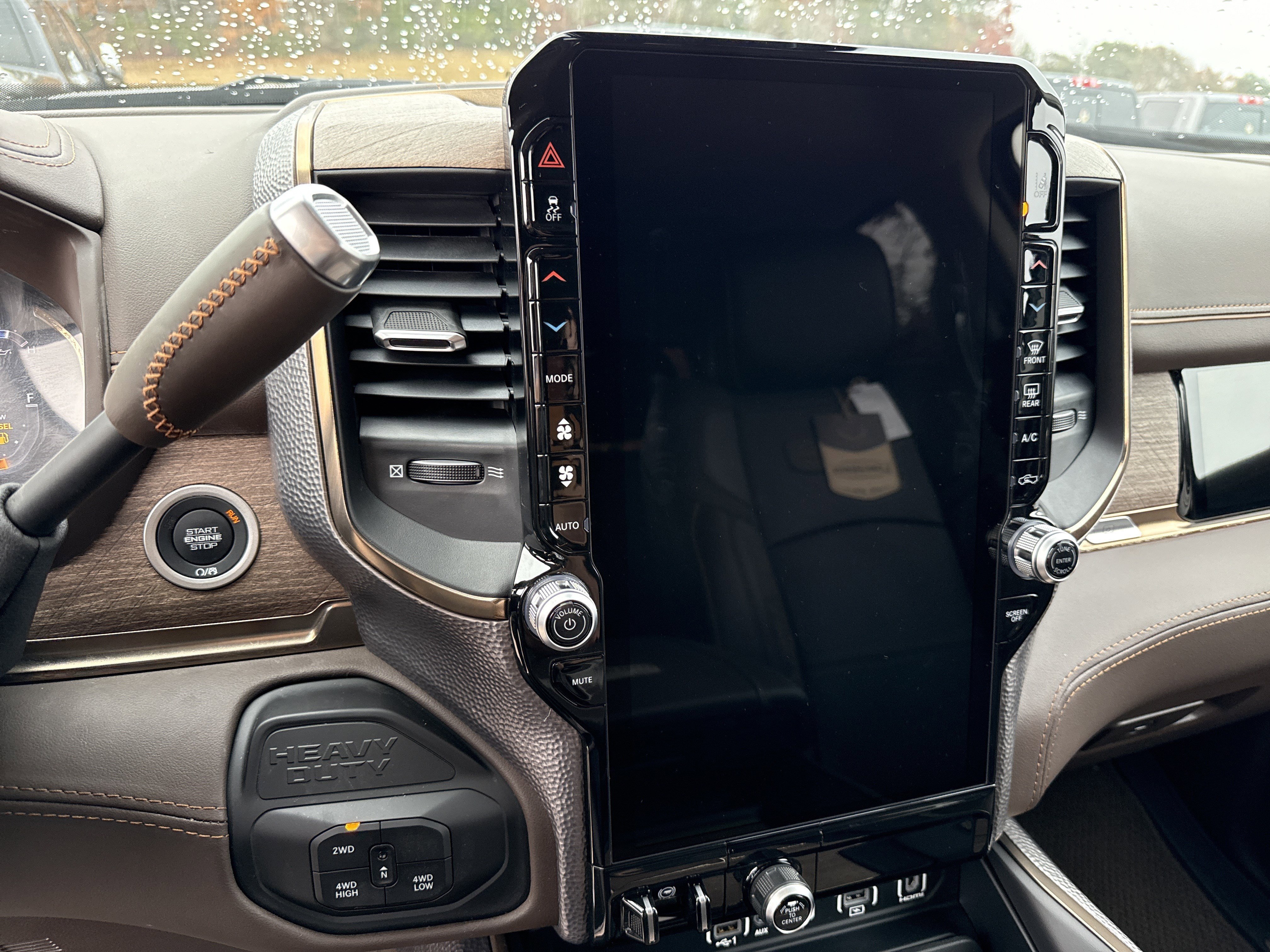 2025 RAM 2500 Limited - Photo 33