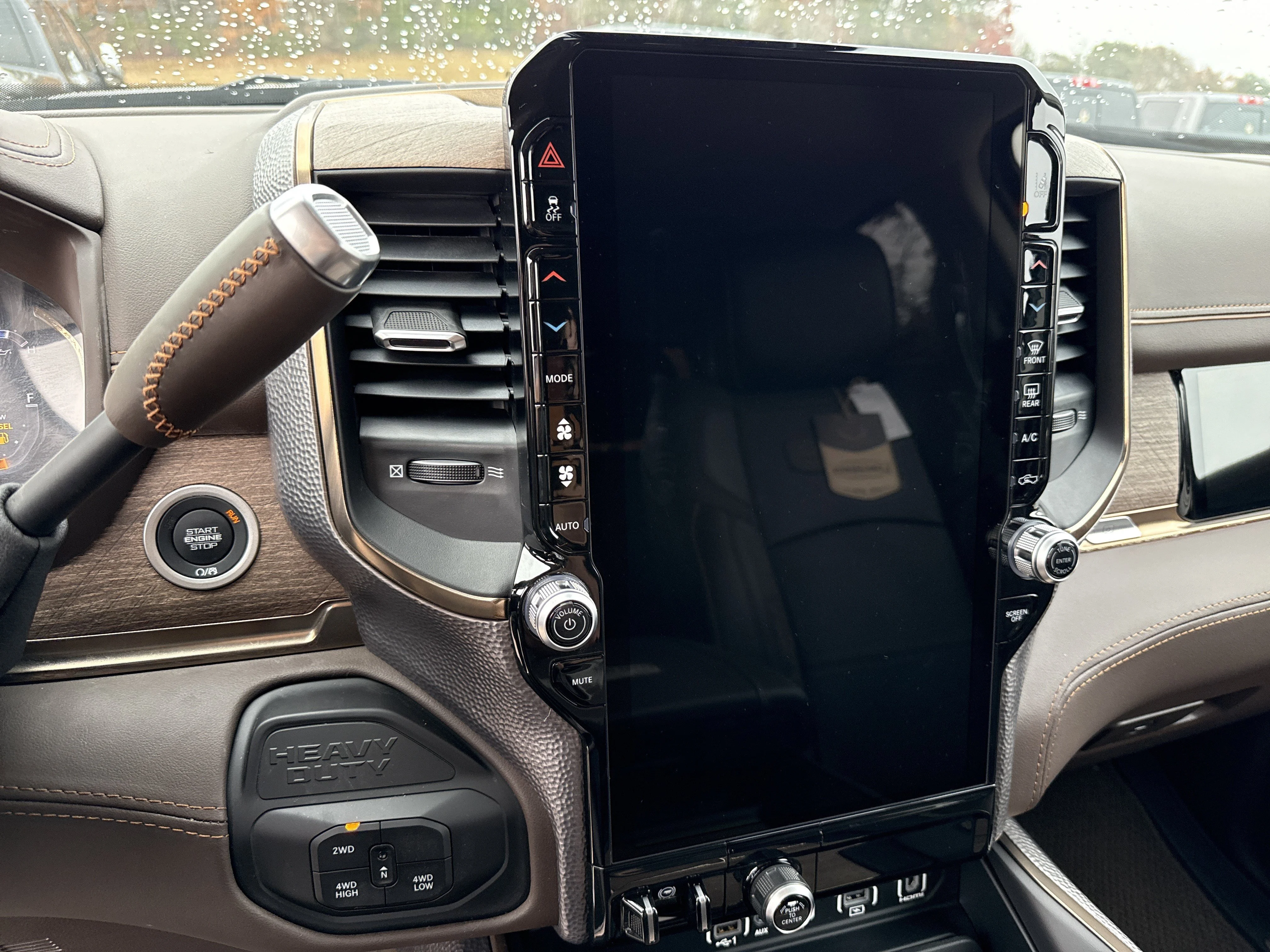 2025 RAM 2500 Limited - Photo 33