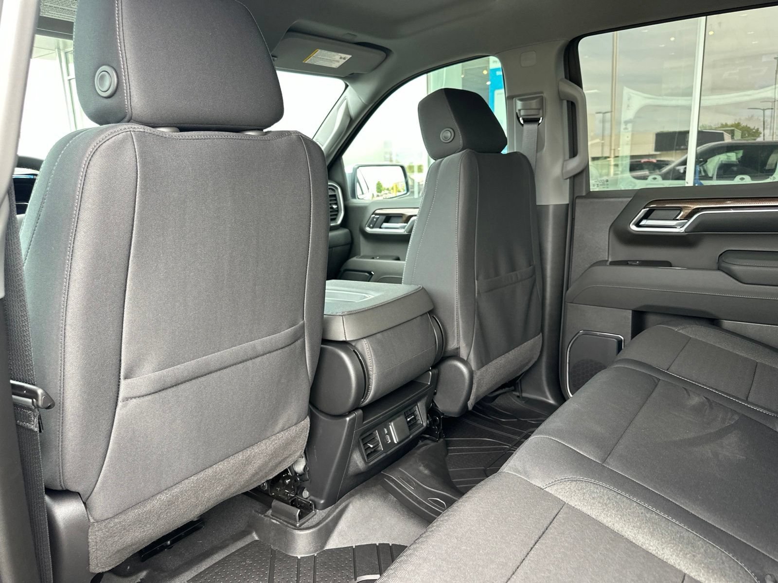 New 2026 Sterling Gray Metallic Chevrolet LT with 20in Grazen Wheels - Convenience Package - Trailering Package image 12