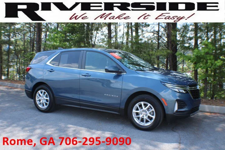 Used 2024 Lakeshore Blue Metallic Chevrolet LT image 1