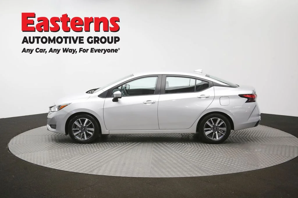 Used 2023 Silver Nissan 1.6 SV image 60