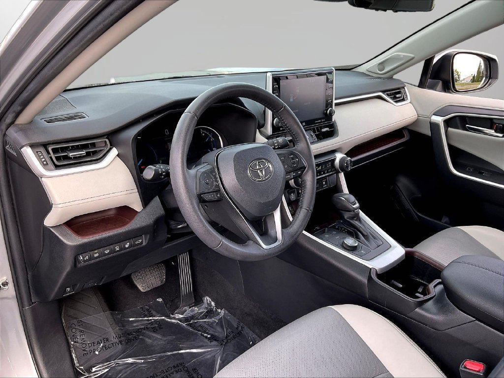 Used 2022 Silver Toyota Limited image 21