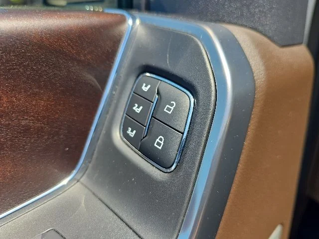 Used 2024 White Ford King Ranch image 26