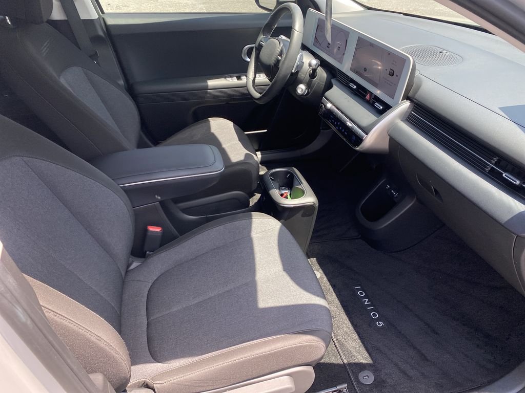2023 Hyundai IONIQ 5 SE - Photo 31