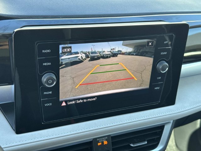 Certified Used 2025 Silver Volkswagen 1.5T SE image 19
