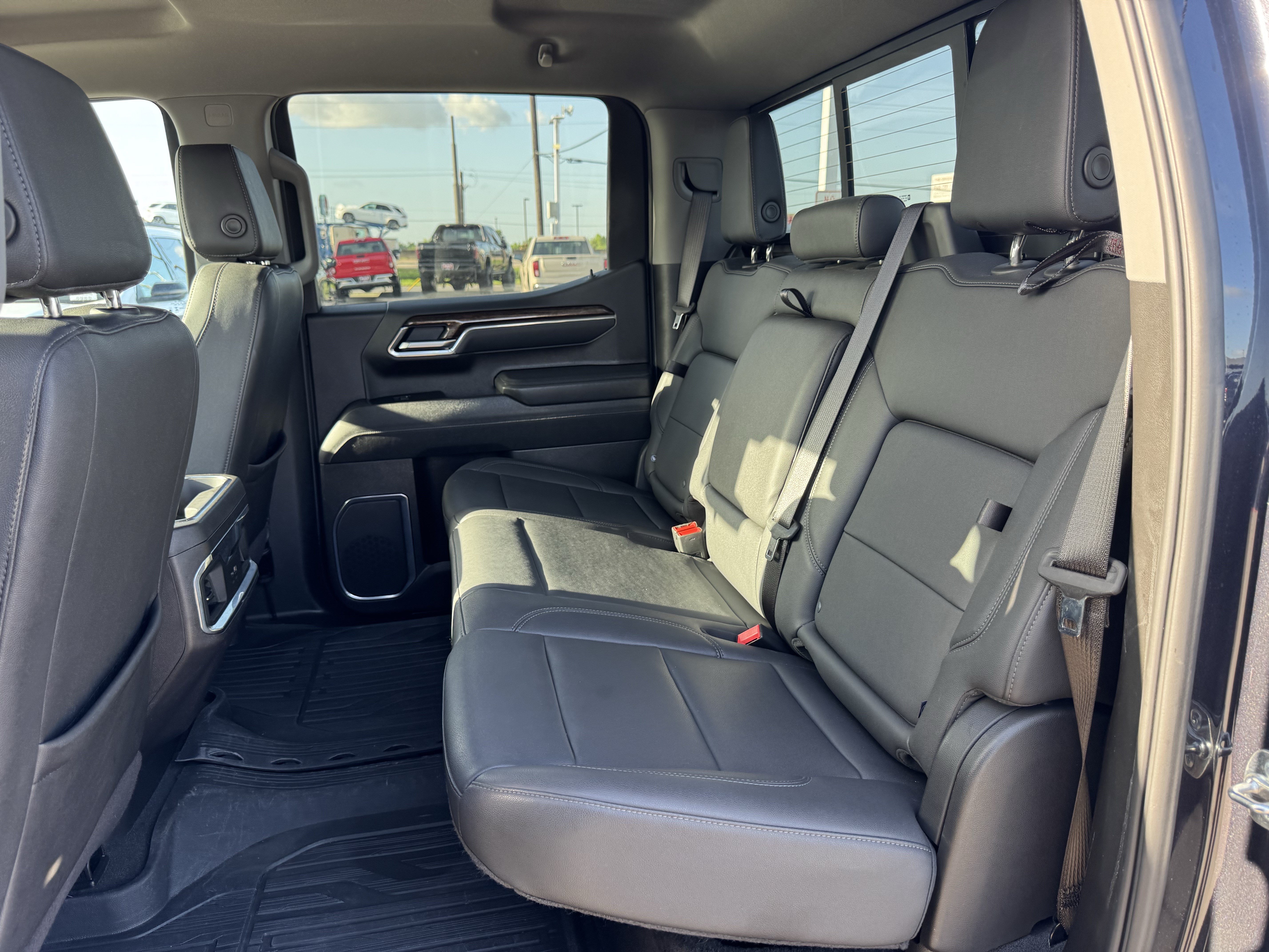 Used 2025 Titanium Rush Metallic GMC Elevation image 24
