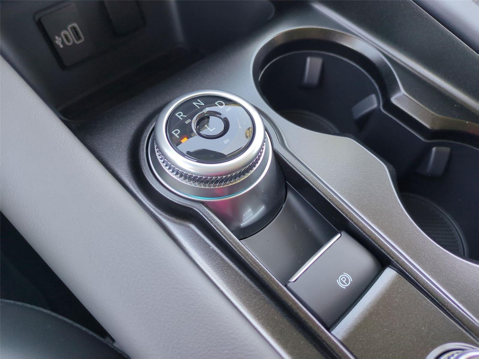 New 2026 Carbonized Gray Metallic Ford Active image 29