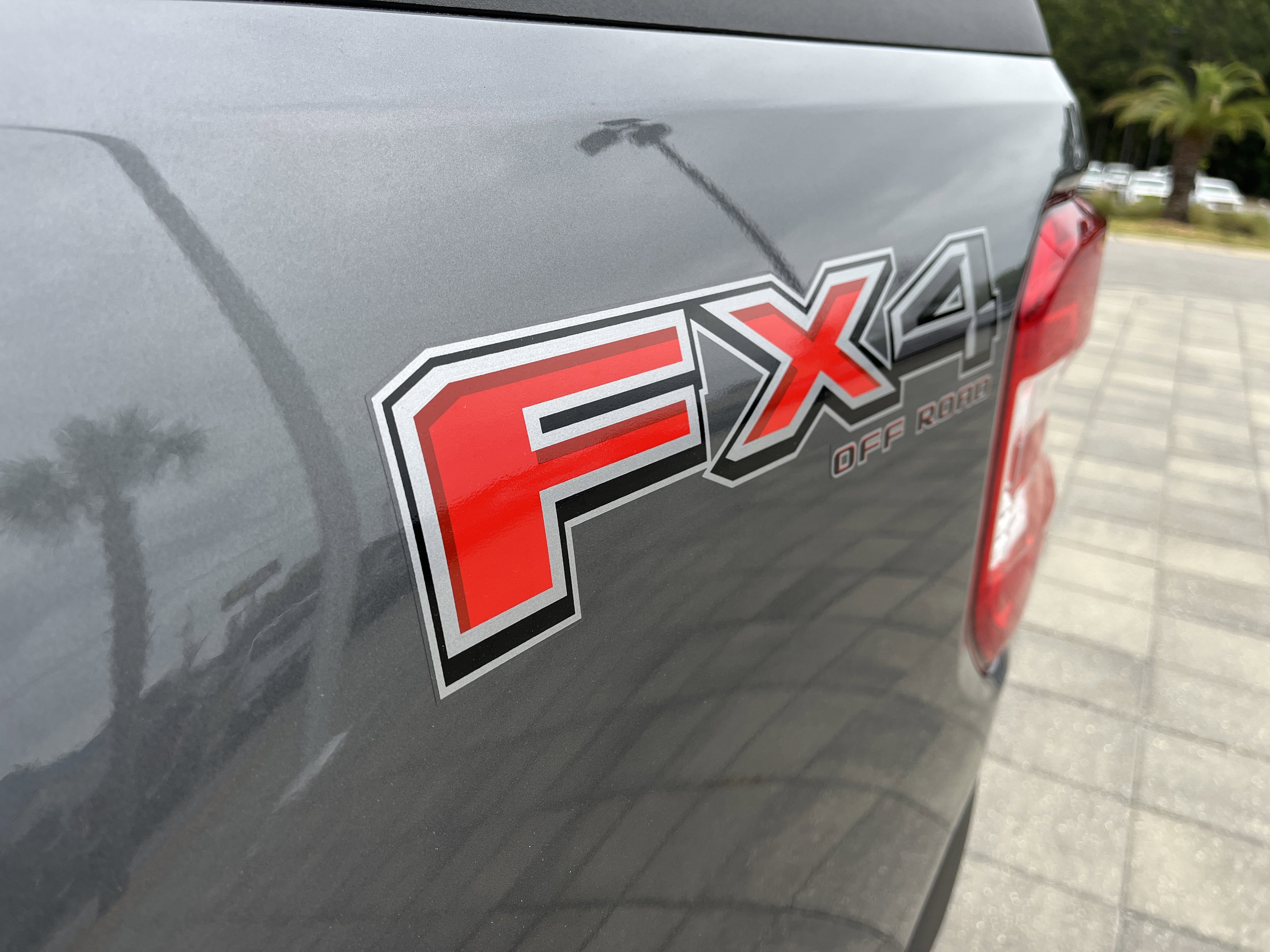 New 2026 Carbonized Gray Metallic Ford XLT image 11