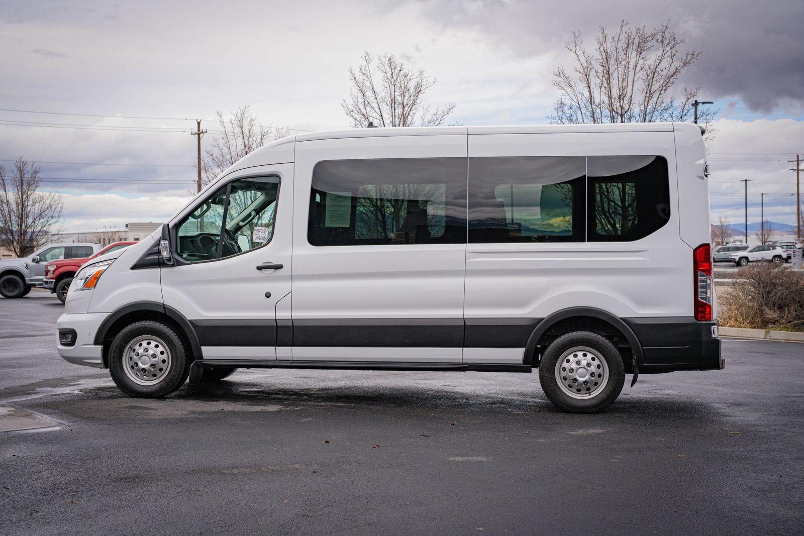 Used 2022  Ford  image 9