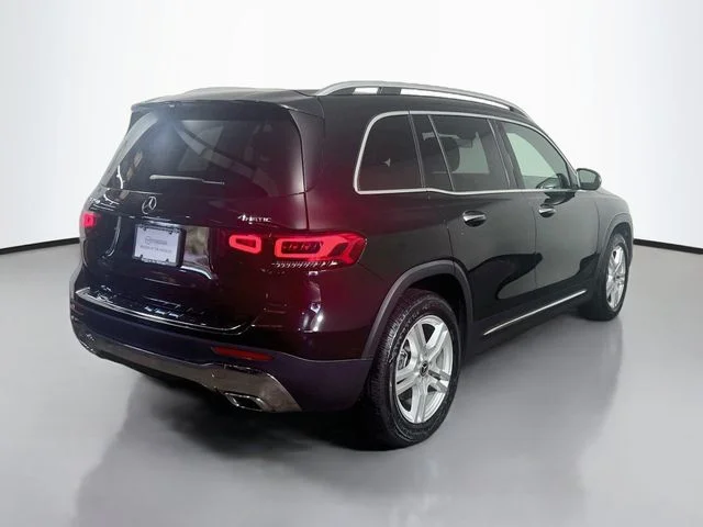 Used 2023 Night Black Mercedes-Benz GLB 250 image 21
