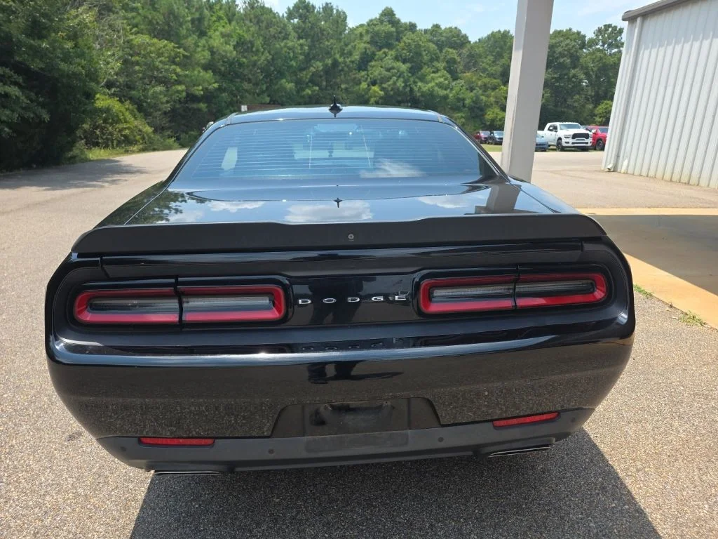 Used 2018 Black Dodge R/T image 4