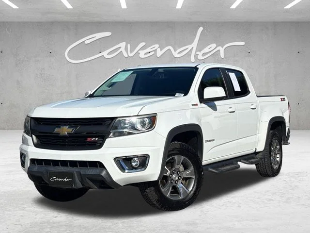 Used 2016 White Chevrolet Z71 image 1