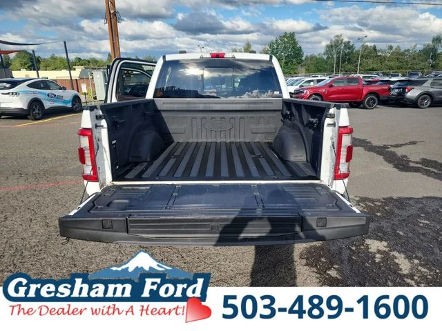 Used 2021 Oxford White Ford King Ranch image 31