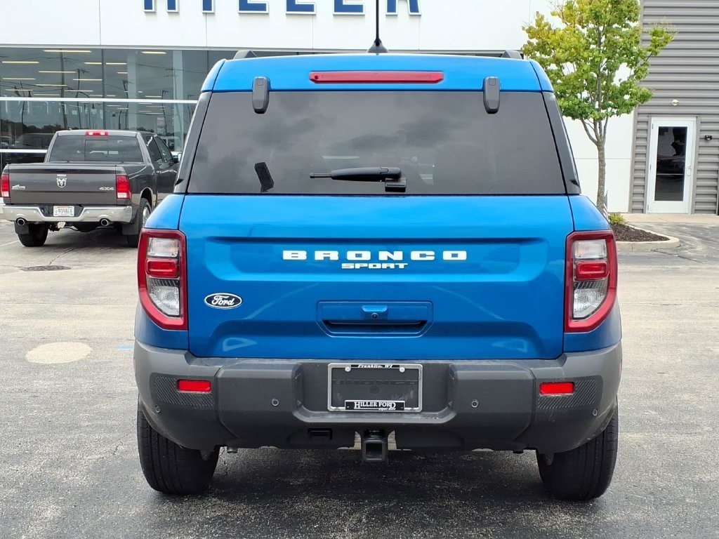 New 2026 Velocity Blue Metallic Ford Big Bend® image 4