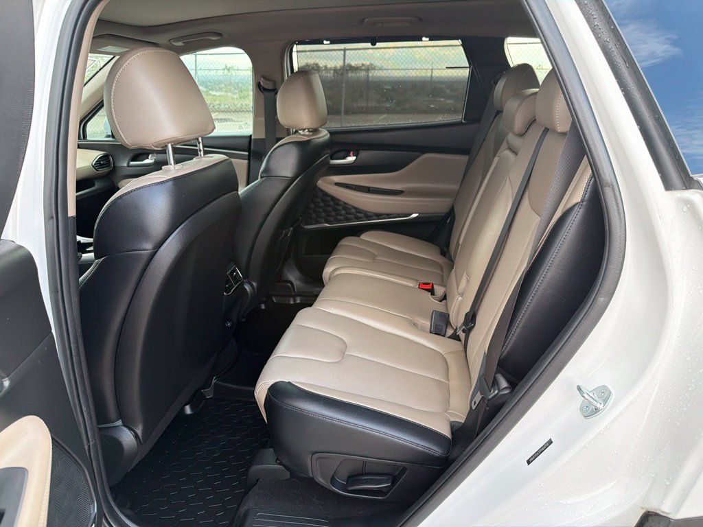 Used 2023 White Hyundai SEL image 14